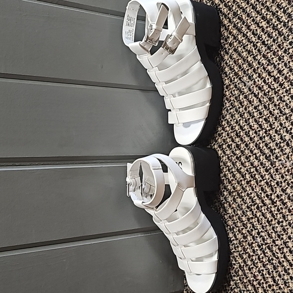 NWOB SO Sandle Heels size 9 - Picture 7 of 8